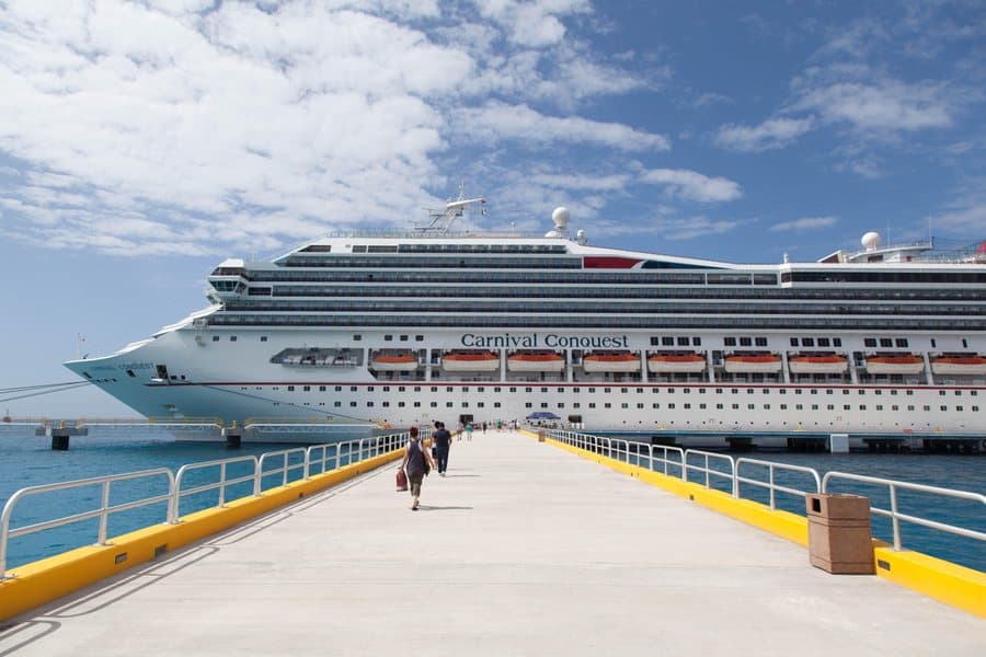Cruise & Vessels — a place where Artty guides visitors and ARTT reads movement